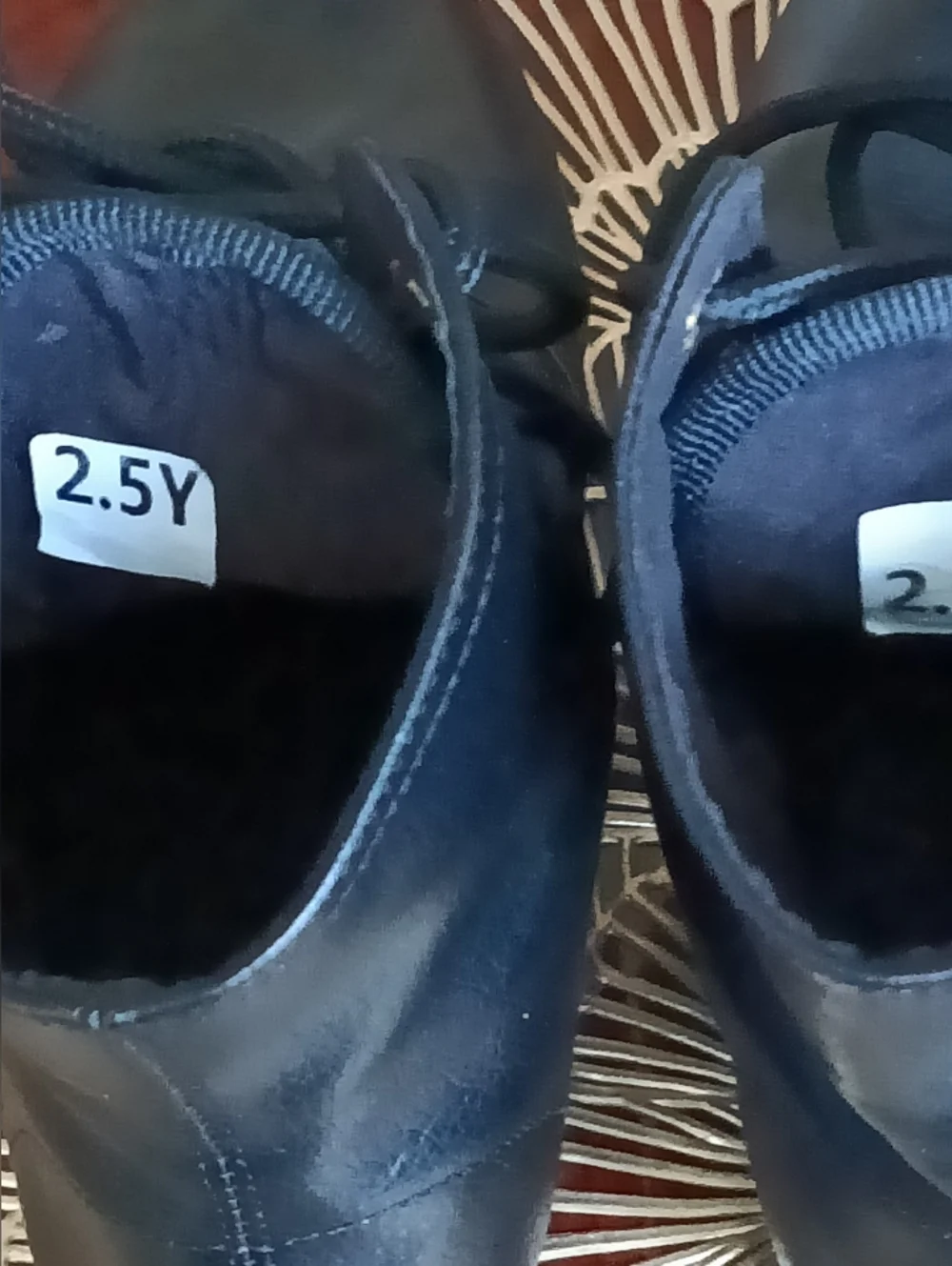 Black Lace-up Ballet Flats Black Soft Leather Shoes/Boots, like new, size 2Y